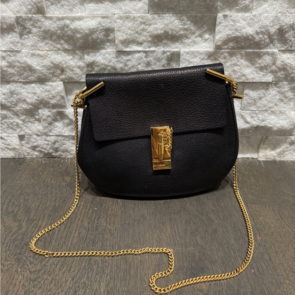 Chloe Black and Gold Medium Drew Crossbody/shoulder Bag